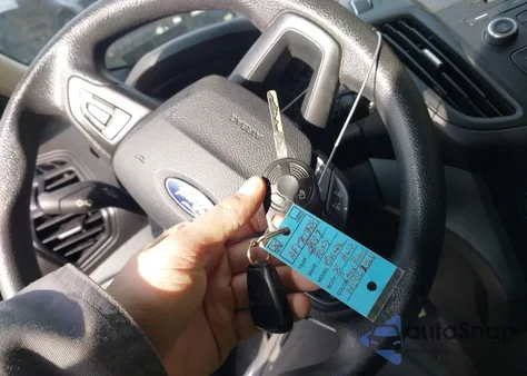 2017 Ford Escape Se из США, поврежденный, VIN 1FMCU9GD3HUC62366